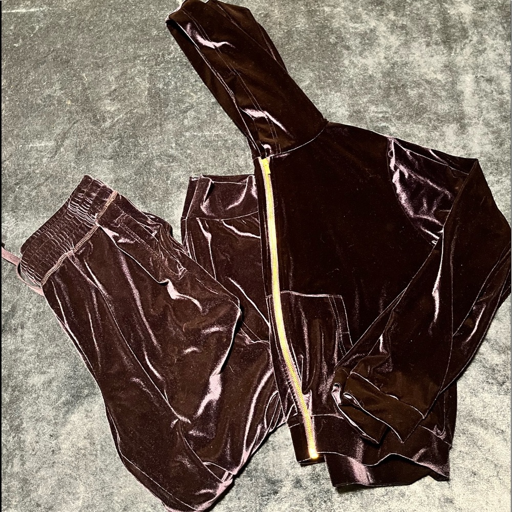 Fabletics Velour Track Suit - Dark Navy